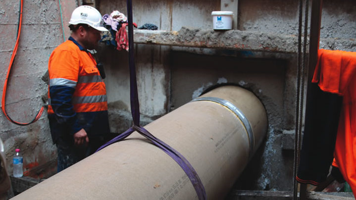 Pipeline installation using microtunnelling