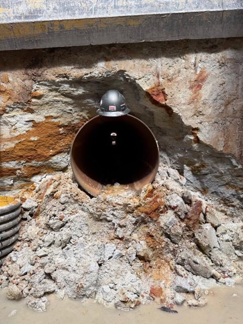 Edge Underground Pipe in Rock 2
